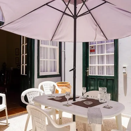Holiday home Casa Profesores, Typical Canarian House La Orotava